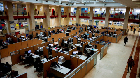 Vista de la sede de la Delegación Especial de la Agencia Tributaria en Madrid. EFE/David Fernández