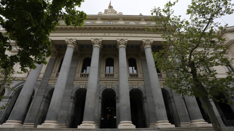 Fachada del edificio de la Bolsa de Madrid. E.P./Marta Fernández