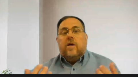 Oriol Junqueras en un moment de la classe que ha impartit a través d'una videoconferència.