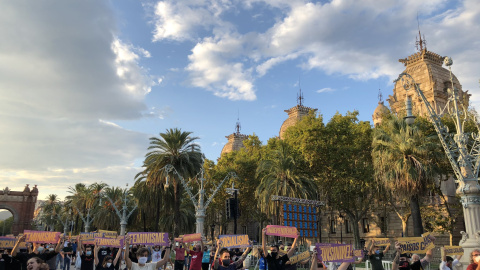 La concentració estàtica per aquest 11 de setembre que ha organitzat l'Esquerra Independentista. @CUPNaciona