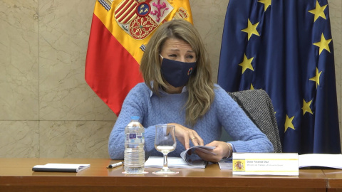Yolanda Díaz aborda políticas de trabajo para los jóvenes
