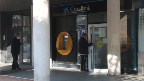 Imatge d'una oficina de Caixabank.
