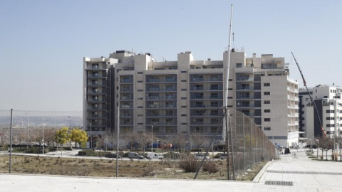 "Se ríen de nosotros como quieren": las redes no dan crédito a la última medida de Ayuso para el problema de la vivienda