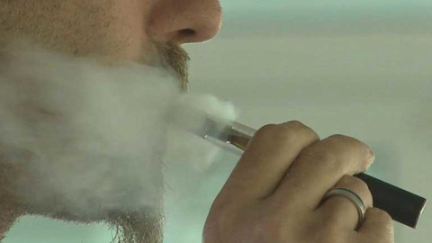 Vaporizadores y cigarrillos electrónicos, una amenaza contra la salud