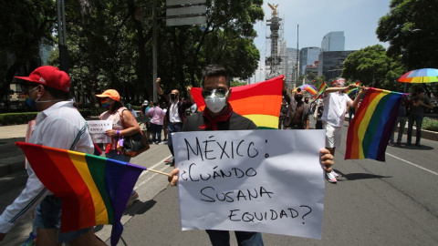 Manifestación por el día del Orgullo en México.