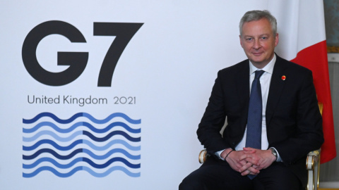 El ministro de Economía y Finanzas de Francia, Bruno Le Maire, posa antes de una reunión con el ministro de Hacienda británico, Rishi Sunak, durante una reunión de ministros de finanzas de todas las naciones del G7.