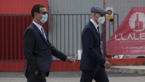 Los dos mossos que acompaban a Puigdemont cuando fue detenido
