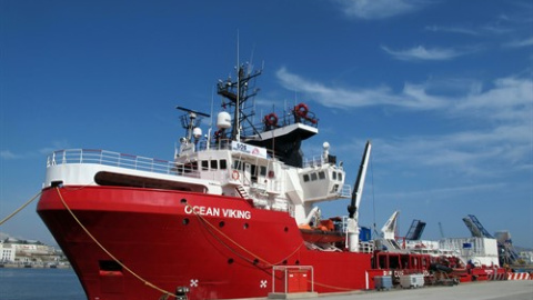 Foto de archivo. El barco Ocean Viking atracado en Marsella (Francia).