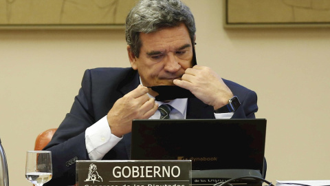 07/07/2021.- El ministro de Inclusión, Seguridad Social y Migraciones, José Luis Escrivá comparece en la Comisión de Seguimiento y Evaluación de los Acuerdos del Pacto de Toledo celebrada este miércoles en el Congreso de los Diputados. EFE/