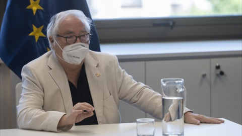 El ministro de Universidades, Manuel Castells, durante una entrevista para Europa Press.