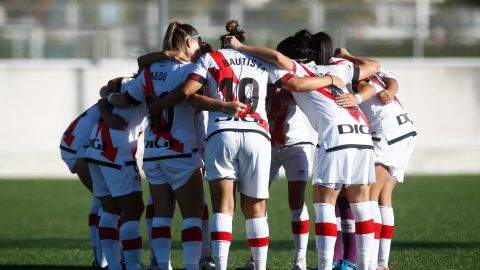 29/09/2021 Rayo Vallecano Femenino en un partido contra el Sporting de Hueva.