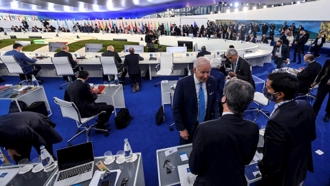 Los líderes mundiales, durante la sesión plenaria de la cumbre del G20 en Roma