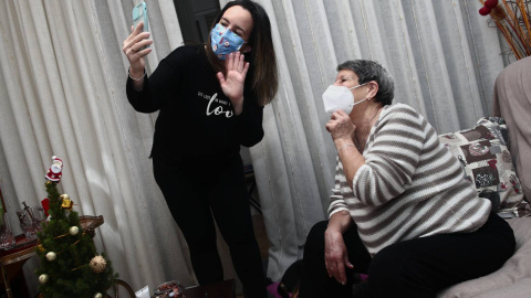 Cuatro Comunidades Autónomas limitan las celebraciones navideñas ante la explosión de casos