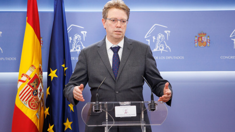 30/11/2021.- El portavoz del PDeCAT en el Congreso, Ferran Bel, interviene en una rueda de prensa en el Congreso. Alejandro Martínez Vélez / Europa Press
