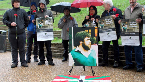Homenaje a Mikel Zabalza
