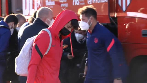 Gélida llegada del Atlético a Madrid tras su caer eliminado de la Supercopa Gélida llegada del Atlético a Madrid tras su caer eliminado de la Supercopa