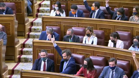 El Gobierno salva la reforma laboral por un error del PP en la votación El Gobierno salva la reforma laboral por un error del PP en la votación