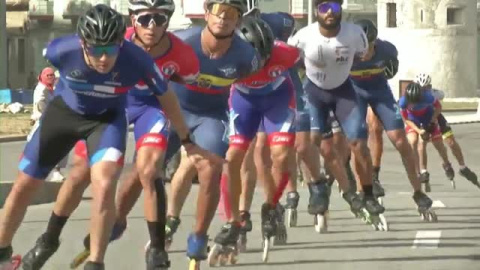 Cientos de patinadores participan en la maratón de La Habana Cientos de patinadores participan en la maratón de La Habana