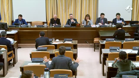 El Tribunal Constitucional debate la admisión del recurso del PP El Tribunal Constitucional debate la admisión del recurso del PP