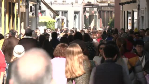 Aglomeraciones para las últimas compras de Nochebuena Aglomeraciones para las últimas compras de Nochebuena