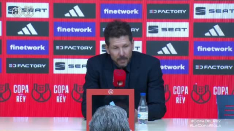 Simeone: "Nos hace bien esta victoria, necesitamos el sábado estar todos juntos" Simeone: "Nos hace bien esta victoria, necesitamos el sábado estar todos juntos"