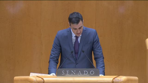 Sánchez anuncia la subida del SMI un 8% para situarlo en los 1.080 euros Sánchez anuncia la subida del SMI un 8% para situarlo en los 1.080 euros