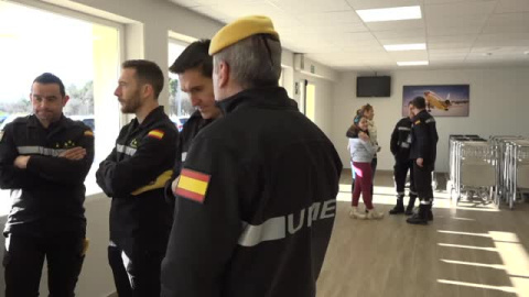 España envía 50 efectivos de la UME a Chile para ayudar en la lucha contra los incendios España envía 50 efectivos de la UME a Chile para ayudar en la lucha contra los incendios