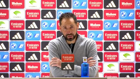 Machín: "Nos tiene que doler, pero tenemos que pasar el duelo cuanto antes" Machín: "Nos tiene que doler, pero tenemos que pasar el duelo cuanto antes"