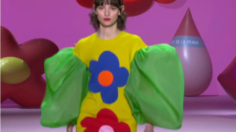 Agatha Ruiz de la Prada llena de color la pasarela Cibeles Agatha Ruiz de la Prada llena de color la pasarela Cibeles