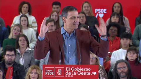 Sánchez anuncia 2.520 millones de euros en becas para estudiantes Sánchez anuncia 2.520 millones de euros en becas para estudiantes
