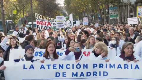 Los sanitarios se movilizan en toda España por sus derechos Los sanitarios se movilizan en toda España por sus derechos