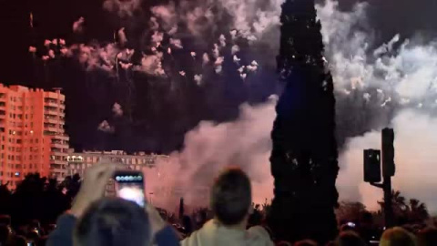 Los fuegos artificiales conquistan el cielo de Valencia en la Nit del Foc Los fuegos artificiales conquistan el cielo de Valencia en la Nit del Foc