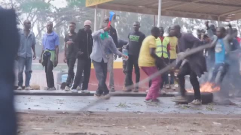 Kenia vive una nueva jornada de arrestos y violencia en las calles por las protestas contra Ruto Kenia vive una nueva jornada de arrestos y violencia en las calles por las protestas contra Ruto