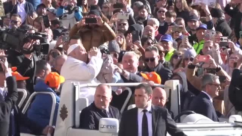 El Papa Francisco sufre una infección respiratoria El Papa Francisco sufre una infección respiratoria