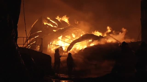 Espectacular incendio en la Central de Abastos de Ciudad de México Espectacular incendio en la Central de Abastos de Ciudad de México