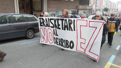 Los mayores de Getxo se movilizan para evitar el derribo del Hogar del Jubilado Los mayores de Getxo se movilizan para evitar el derribo del Hogar del Jubilado