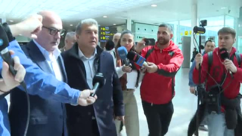 Silencio de Laporta a preguntas de la prensa sobre la relación con Florentino Silencio de Laporta a preguntas de la prensa sobre la relación con Florentino