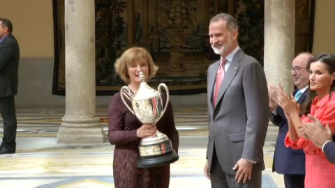 Los reyes entregan los Premios Nacionales del Deporte 2021 Los reyes entregan los Premios Nacionales del Deporte 2021