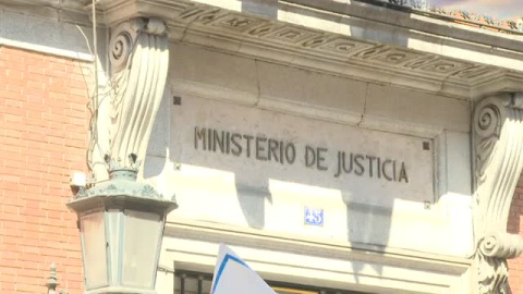 Manifestación de los funcionarios de Justicia en huelga desde el lunes Manifestación de los funcionarios de Justicia en huelga desde el lunes