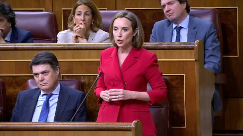 Cruce de acusaciones de electoralismo entre Sánchez y Gamarra a cuenta del 'solo sí es sí' Cruce de acusaciones de electoralismo entre Sánchez y Gamarra a cuenta del 'solo sí es sí'