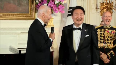 El presidente de Corea del Sur canta 'American Pie' en la cena de gala en la Casa Blanca El presidente de Corea del Sur canta 'American Pie' en la cena de gala en la Casa Blanca