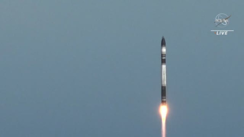 La NASA lanza desde Nueva Zelanda dos satélites para cazar huracanes La NASA lanza desde Nueva Zelanda dos satélites para cazar huracanes