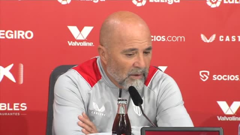 Sampaoli, sobre Isco: "La decisión sobre quien se va no es mía, sino del club" Sampaoli, sobre Isco: "La decisión sobre quien se va no es mía, sino del club"