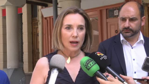 Gamarra a Sánchez: "Nadie va a poder borrar en cuatro semanas lo que han estado apoyando en estos cinco años" Gamarra a Sánchez: "Nadie va a poder borrar en cuatro semanas lo que han estado apoyando en estos cinco años"