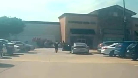 Un individuo mata a tiros a ocho personas en un centro comercial de ...