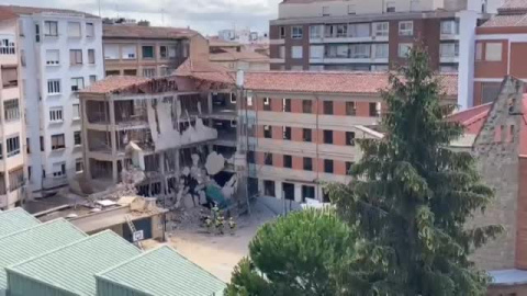 Un desaparecido y dos heridos en el derrumbe de un colegio en obras en Logroño Un desaparecido y dos heridos en el derrumbe de un colegio en obras en Logroño