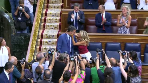 Sánchez consigue el apoyo de todo el bloque que buscaba: Sumar, PNV, Bildu, BNG, ERC y Junts Sánchez consigue el apoyo de todo el bloque que buscaba: Sumar, PNV, Bildu, BNG, ERC y Junts