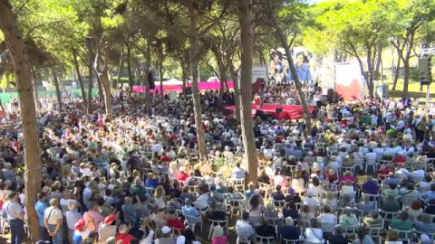 Sánchez insiste en su apuesta por la convivencia "en el marco de la Constitución española" Sánchez insiste en su apuesta por la convivencia "en el marco de la Constitución española"