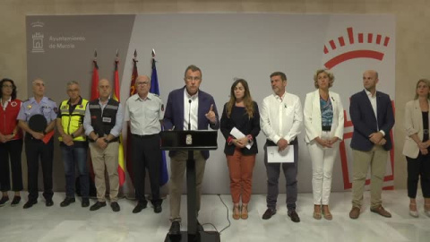 El alcalde de Murcia afirma que "todo se va a aclarar, caiga quien caiga" El alcalde de Murcia afirma que "todo se va a aclarar, caiga quien caiga"