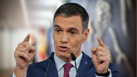 El discurso de Sánchez tras ser propuesto por el rey: "Vamos a trabajar por un gobierno progresista" El discurso de Sánchez tras ser propuesto por el rey: "Vamos a trabajar por un gobierno progresista"